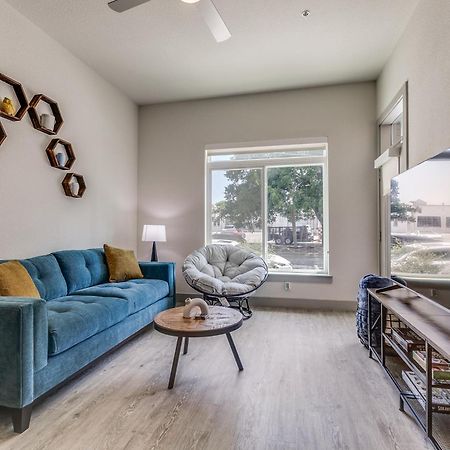 Lush Downtown Condo On Riverwalk W King Ste, Free Parking, Pet Friendly, Centrally Located On Riverwalk San Antonio Exterior foto